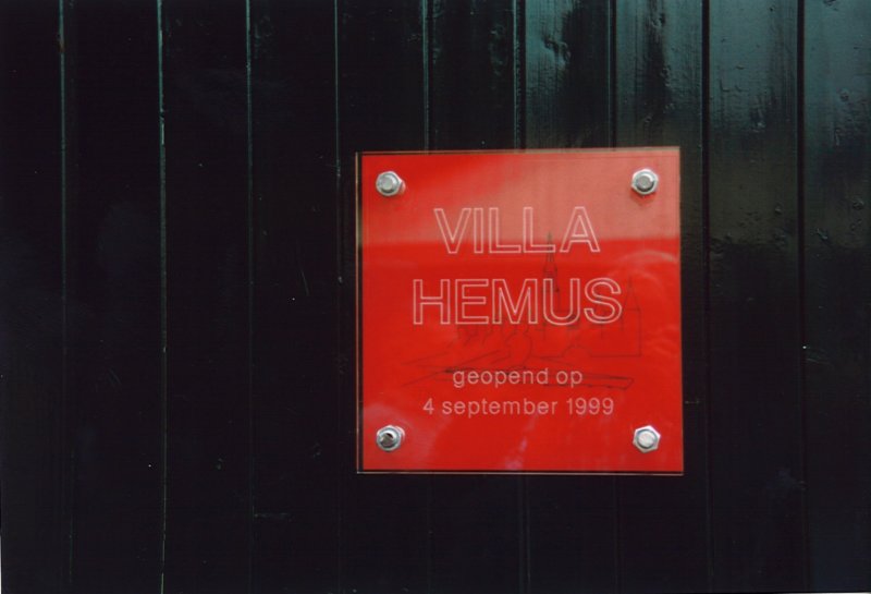 villa09e.jpg